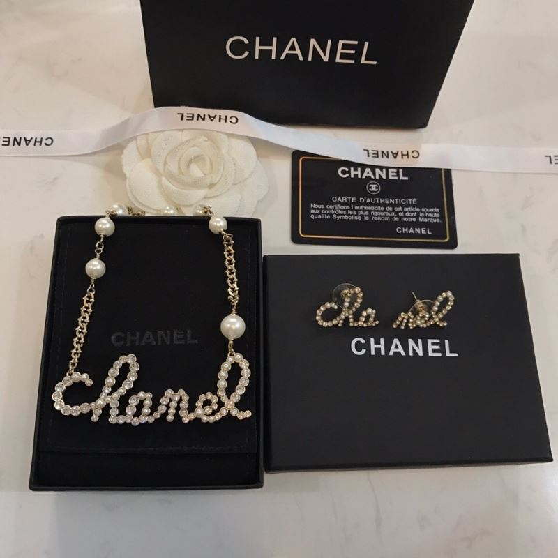 Chanel Necklaces